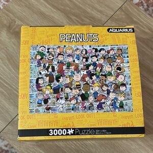 Peanuts 3000-Piece Puzzle by Aquarius